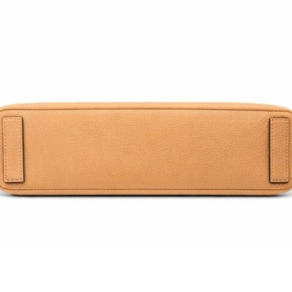 Michael Kors Butternut Tan Tote Bag - Picture 4 of 16